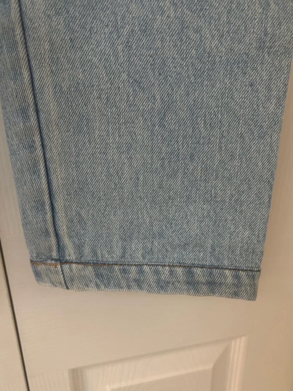Slim Straight Men’s Jeans in Light Blue